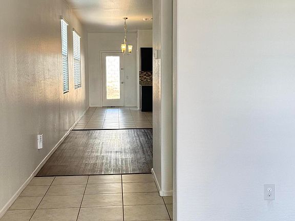 4th image of 30968 W PICADILLY Road