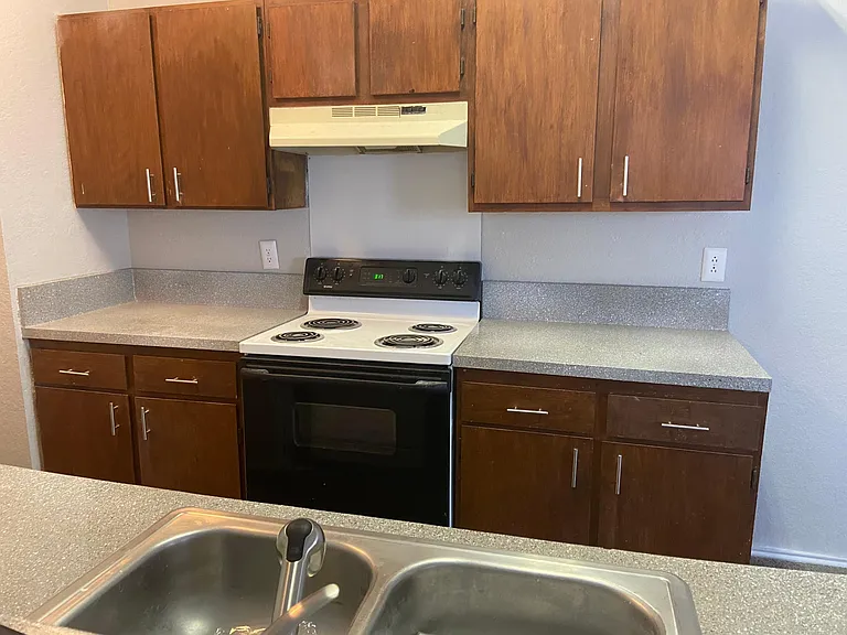 7464 Tiffany Meadows Ln — Photo 4