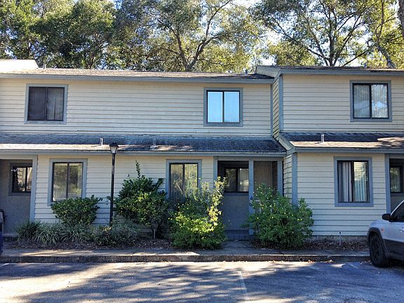 2nd image of 14 Moultrie Creek Cir