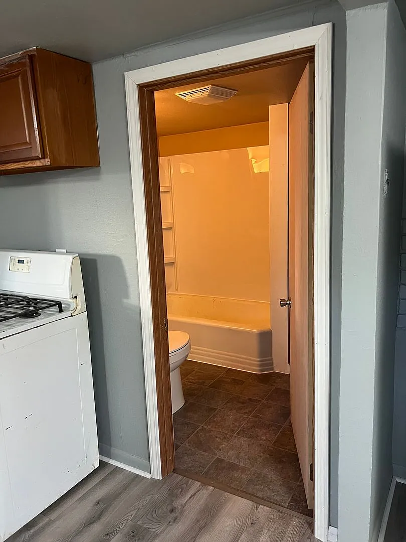 Check out this remodeled 2 bedroom house — Photo 4