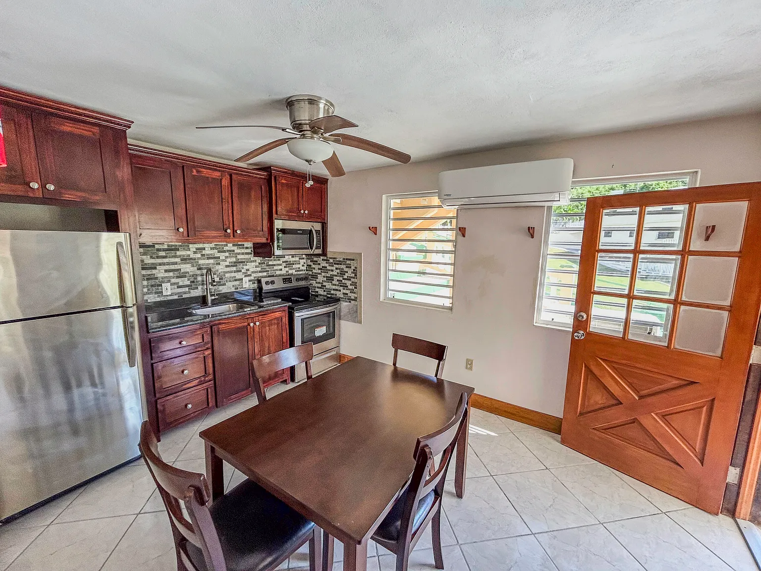 1 bed, $1,700 — Photo 2