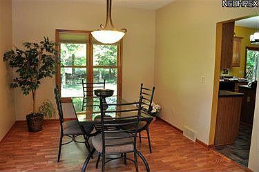 5th image of 33004 Maplewood Cir