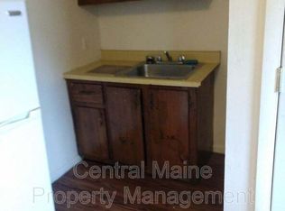 94 College St #4, Lewiston, ME 04240