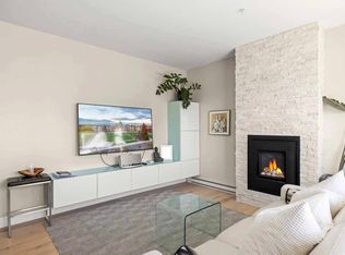 595 Pandora Ave #405, Victoria, BC V8W1N5