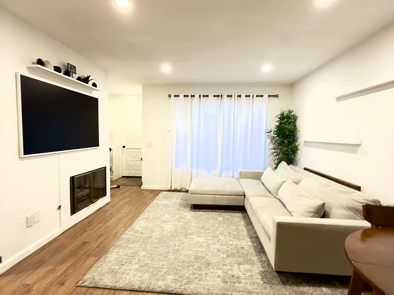7334 Quill Dr — Photo 1