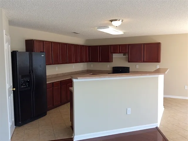 4022 Houldsworth Dr — Photo 4