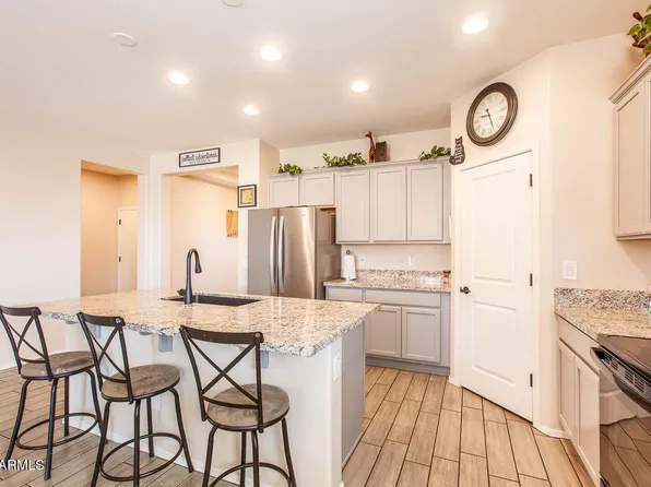 3832 S 182nd Lane, Goodyear, AZ 85338