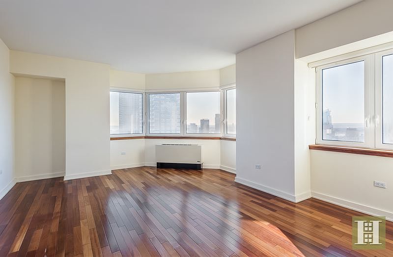 2nd image of 425 5th Ave APT 57C