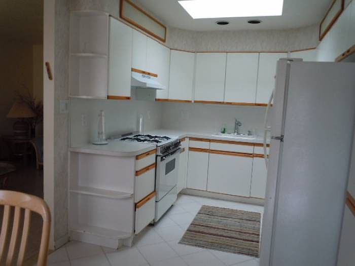 2nd image of 2510 E 63rd St