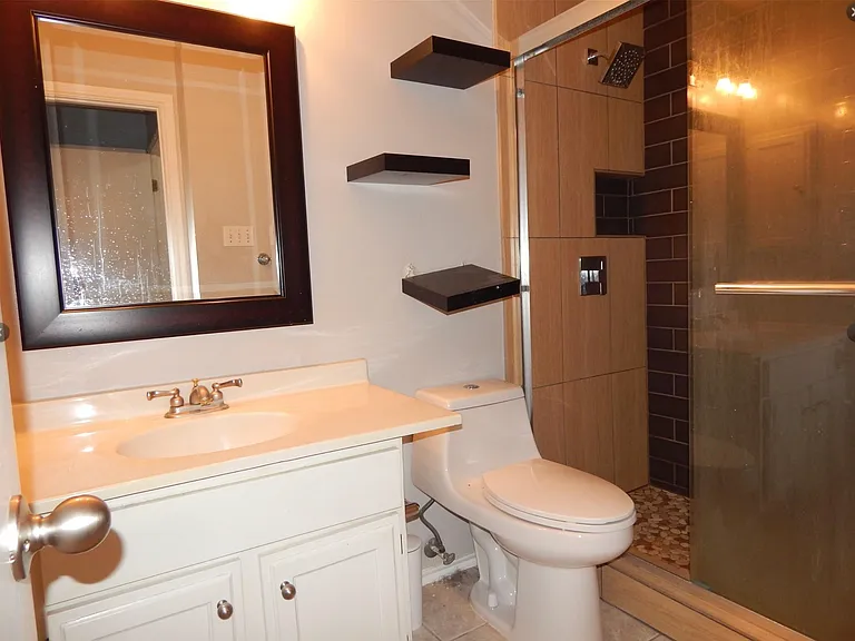 2612 Custer Pkwy #D — Photo 14