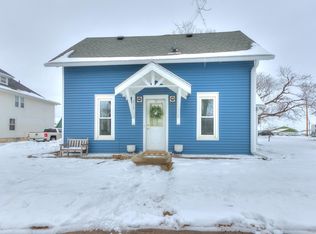 213 N Linn St, Roland, IA 50236