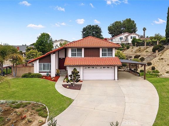 2nd image of 1374 Deeplawn Dr