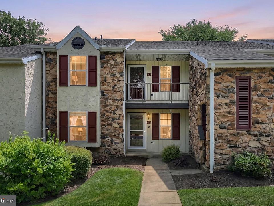 1st image of 143 Oak Knoll Cir