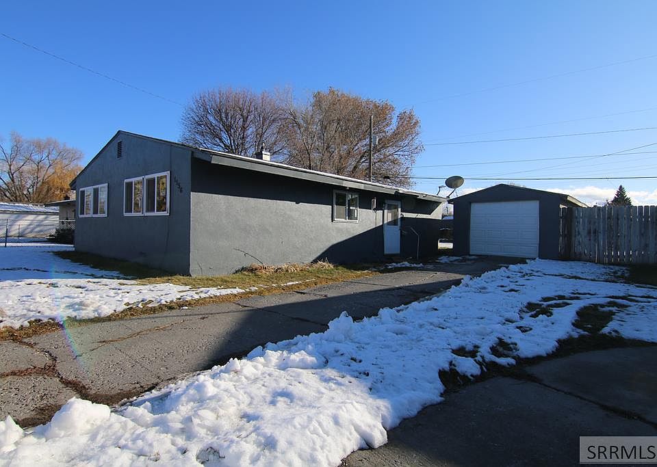 1st image of 1156 Halsey St