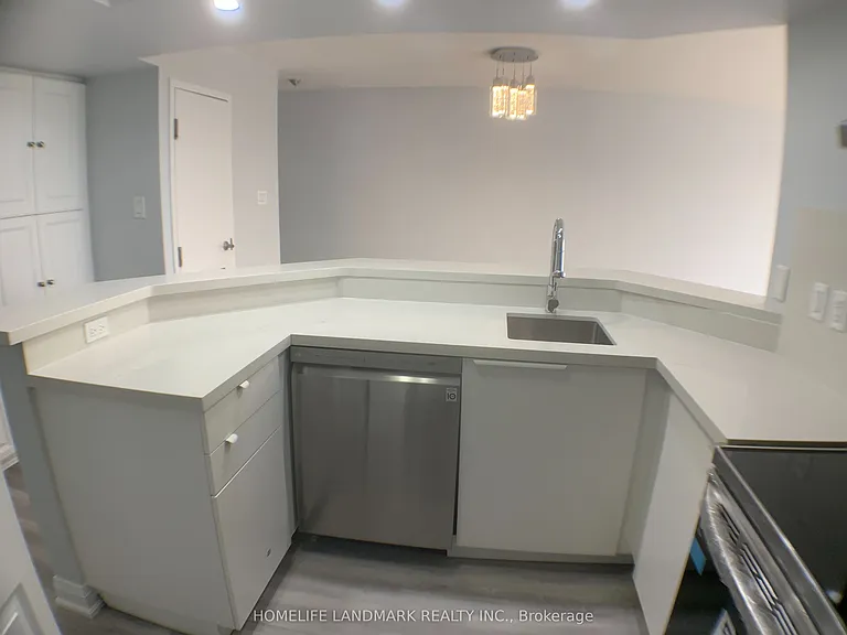1001 Bay St #3303 — Photo 19