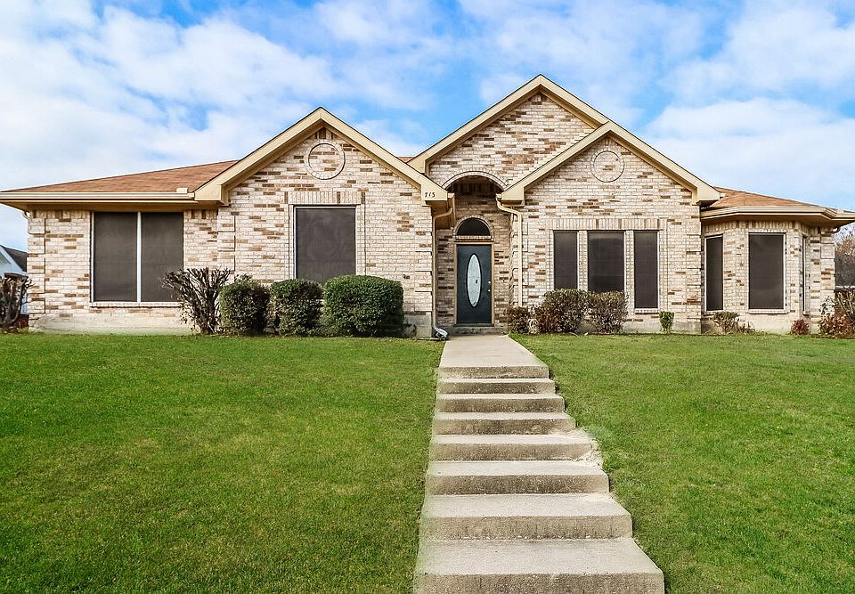 1st image of 713 Claire View Dr