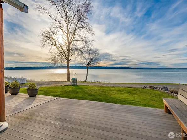 2176 Montfort Avenue, Blaine, WA 98230