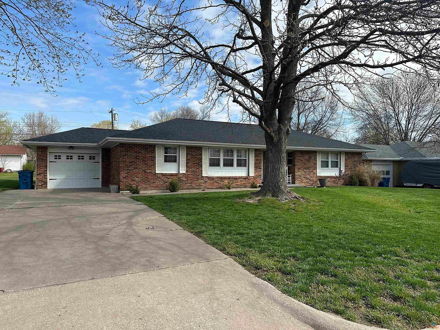 115 South St, Tipton, MO 65081 Zillow