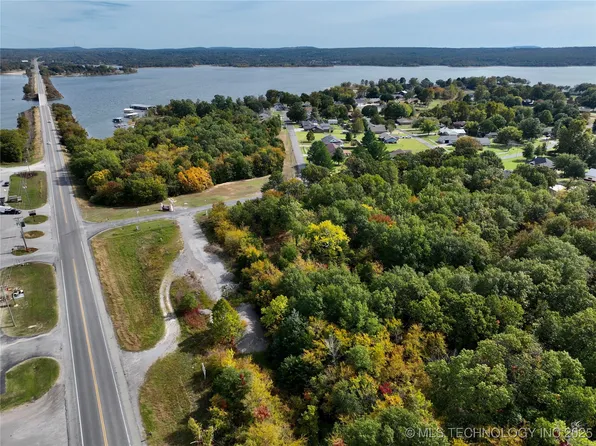 5 Highway 9 E, Eufaula, OK 74432