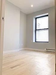 Rented by Realty 2000 Associates Ltd