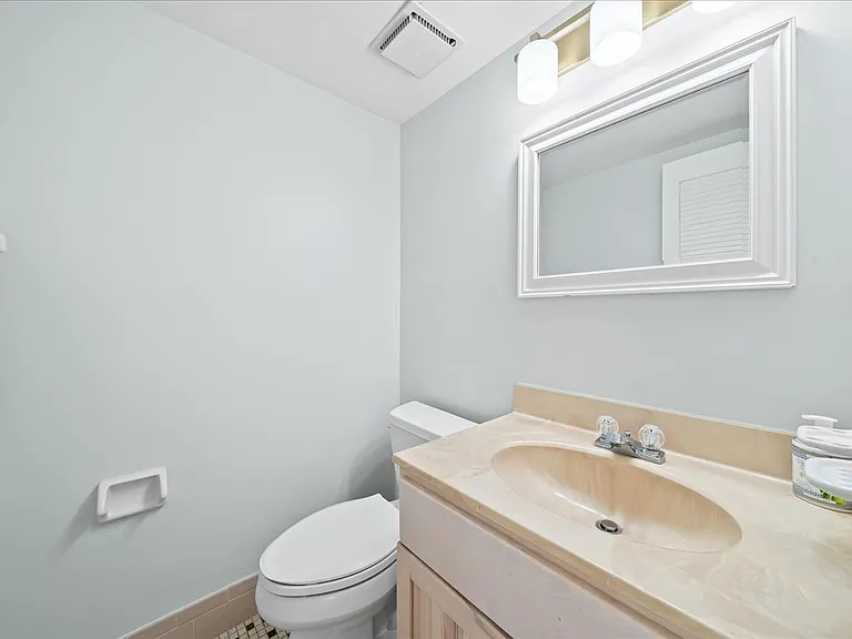 1407 Atlantic St — Photo 22