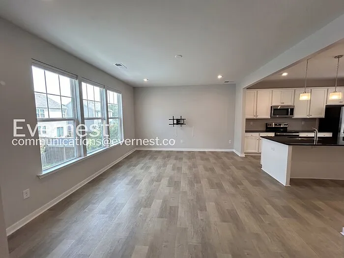 7731 Leeds Castle Ln — Photo 4