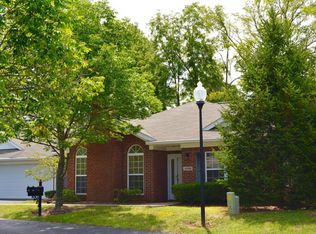 11008 Rutgers Ct, Louisville, KY 40291
