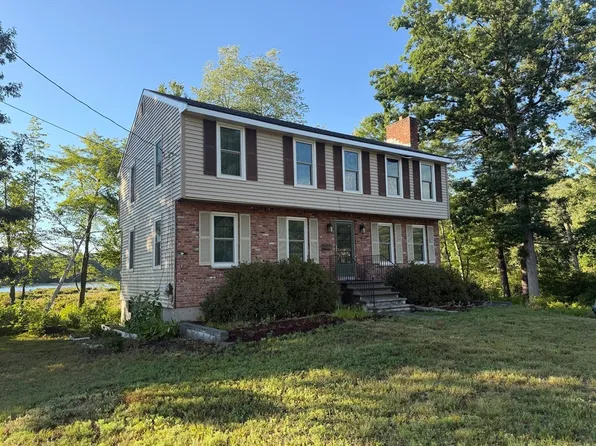 52 Sandy Pond Rd, Ayer, MA 01432