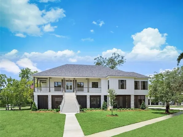 204 W Beach Pkwy, Mandeville, LA 70448