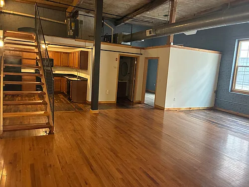60 Dexter St Photo 1