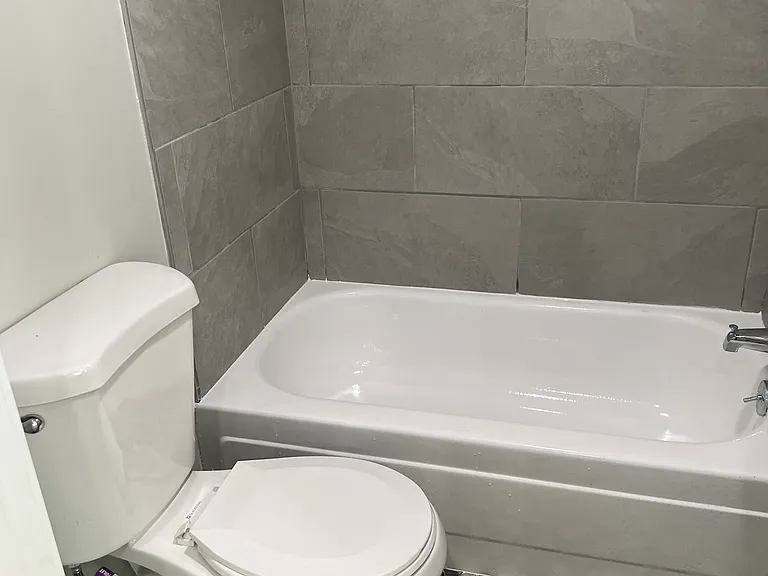 43 Crawford St #2 — Photo 5
