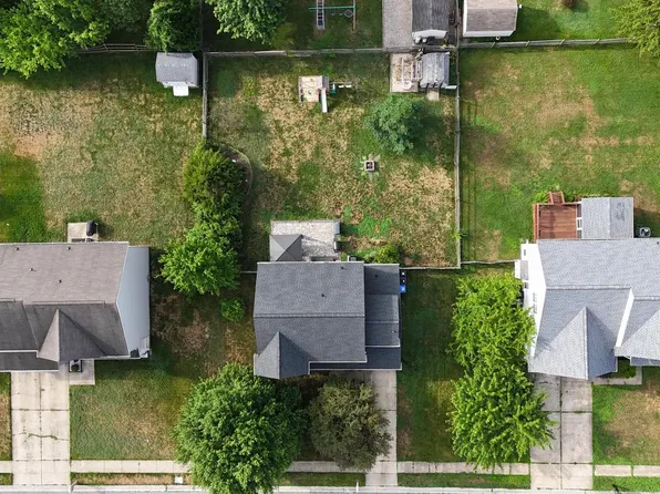 350 Sunnyside Ln, Townsend, DE 19734