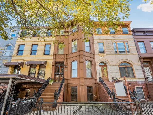 662 Macon Street image 1 of 1