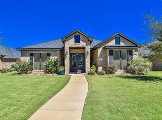 1307 Dover Ln, Wolfforth, TX 79382