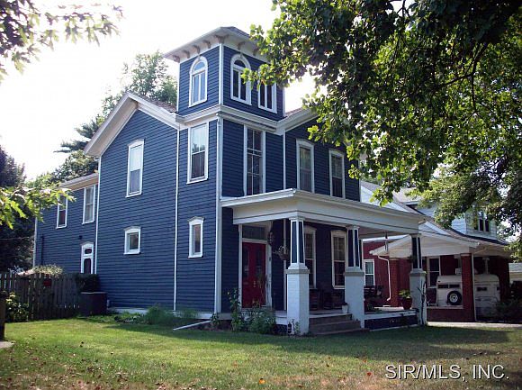 1st image of 8 Halleck Ave