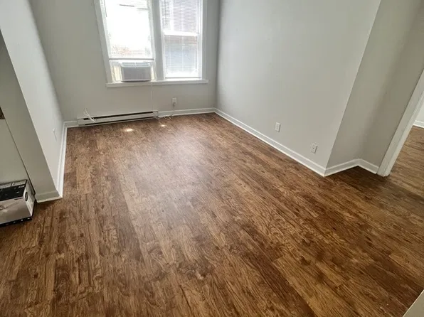 1018 Maplewood Ave APT 1, Hopewell, VA 23860
