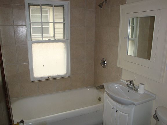 Full Bath