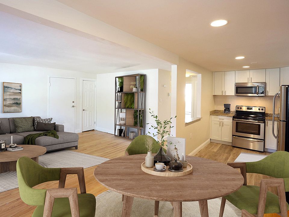 Heather Glen Living Area
