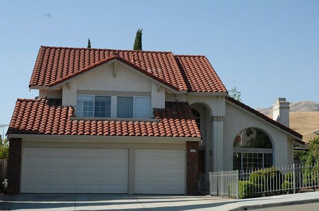 1st image of 2341 Glenview Dr