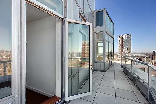 Rented by Brookfield (Funnel) | media 31