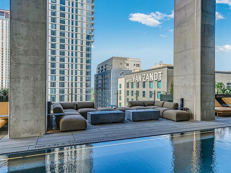 610 Davis St #3206 — Photo 12