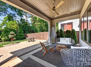 Moderna, Charlotte, NC 28205