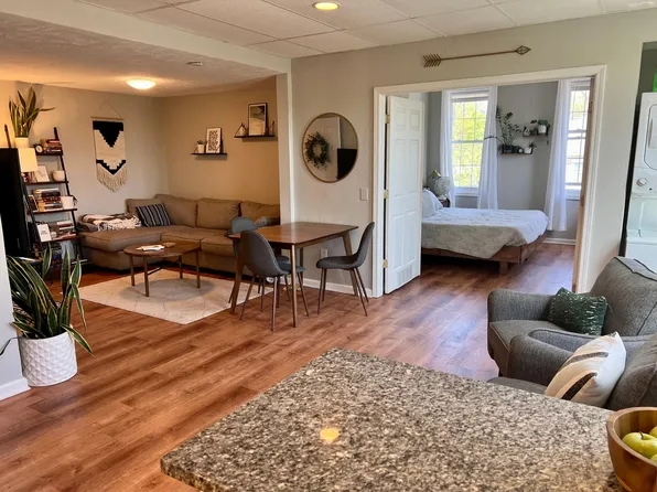 257 Straight Ave NW APT 3, Grand Rapids, MI 49504