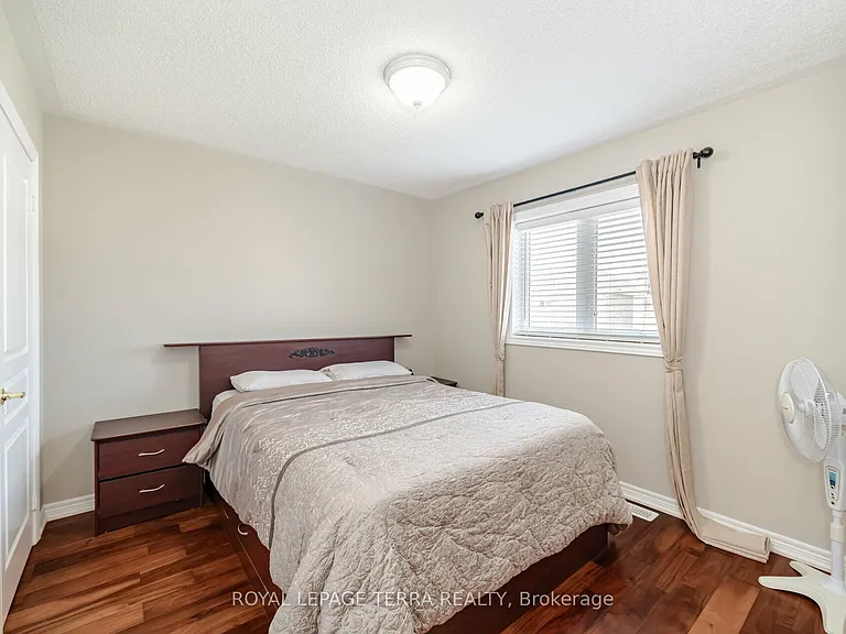 30 Eatonville St #UPPER — Photo 31