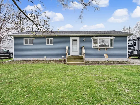 97 W Morgan St, Sandusky, MI 48471