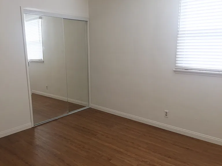 10964 Venice Blvd — Photo 12
