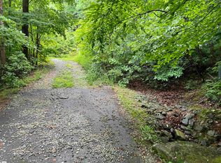 25 Buck Creek Trl, Travelers Rest, SC 29690