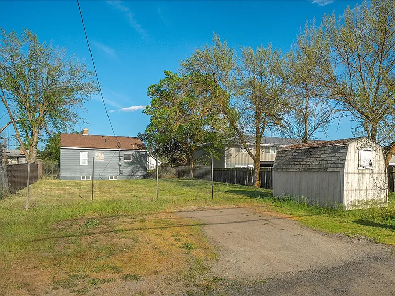 3923 N Walnut St — Photo 30