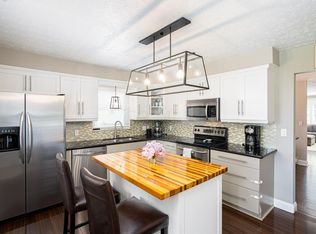 82 Richards Rd, Columbus, OH 43214