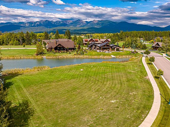 2nd image of 3050 River Lakes Dr
